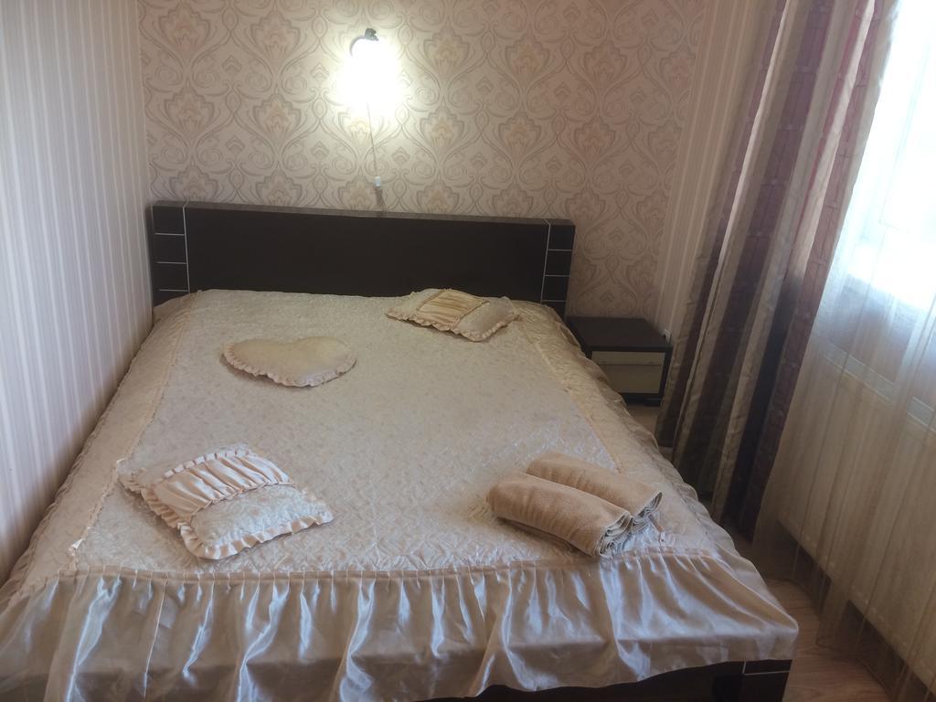 Hotel Grant Pesochin Esterno foto